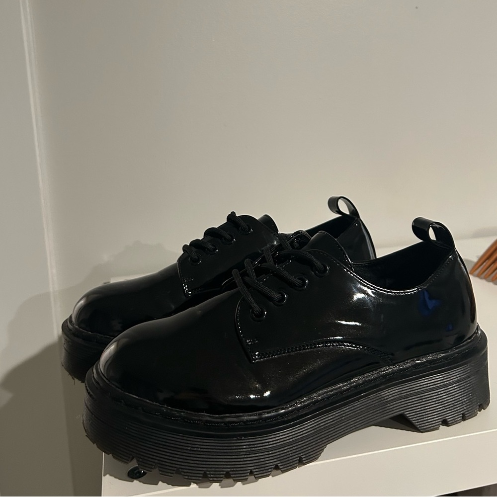 Platform Shoe - image 2